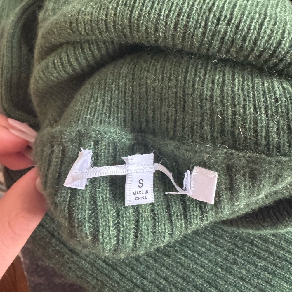 Reformation Robin Cashmere Sweater Dress in Cedar size S - Picture 4 of 4